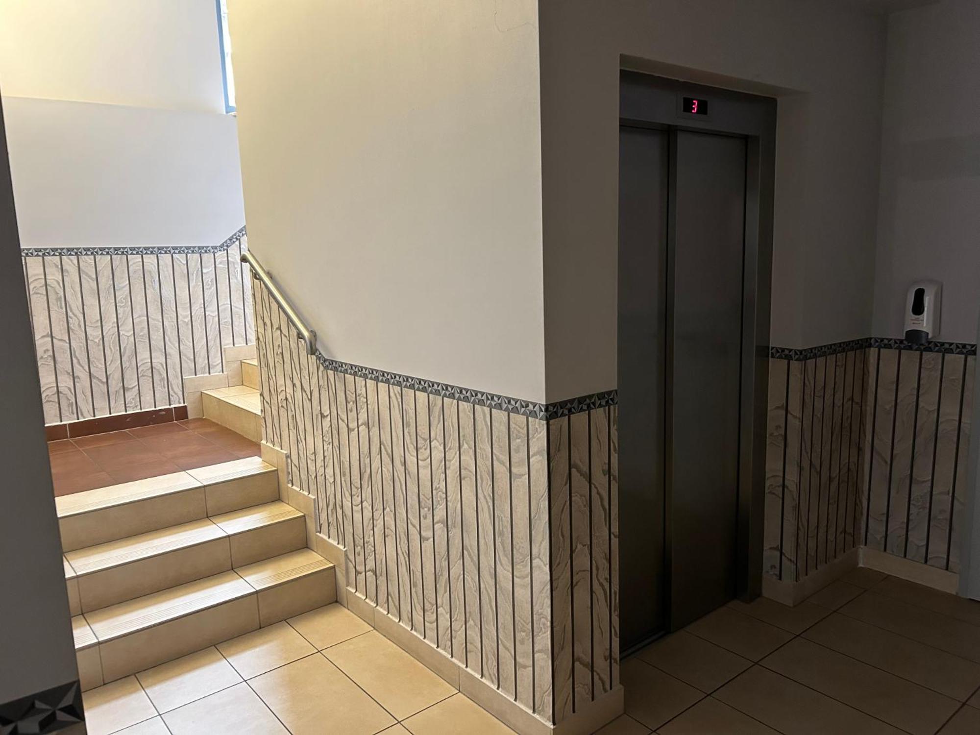 H-T-L Apartamenty Junior Nowa Sol Exteriör bild